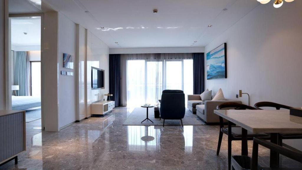 Rock Platinum Sea View Hotel 三亜市 エクステリア 写真