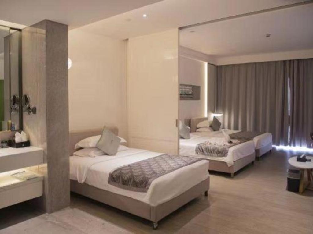 Rock Platinum Sea View Hotel 三亜市 エクステリア 写真