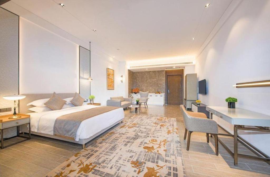 Rock Platinum Sea View Hotel 三亜市 エクステリア 写真