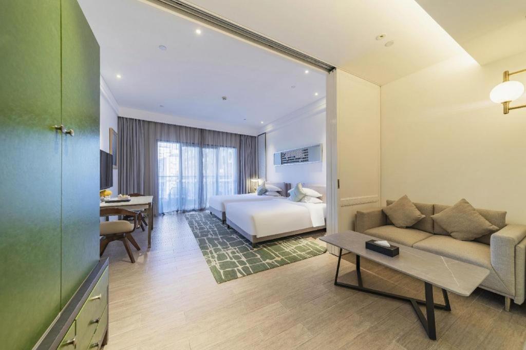 Rock Platinum Sea View Hotel 三亜市 エクステリア 写真