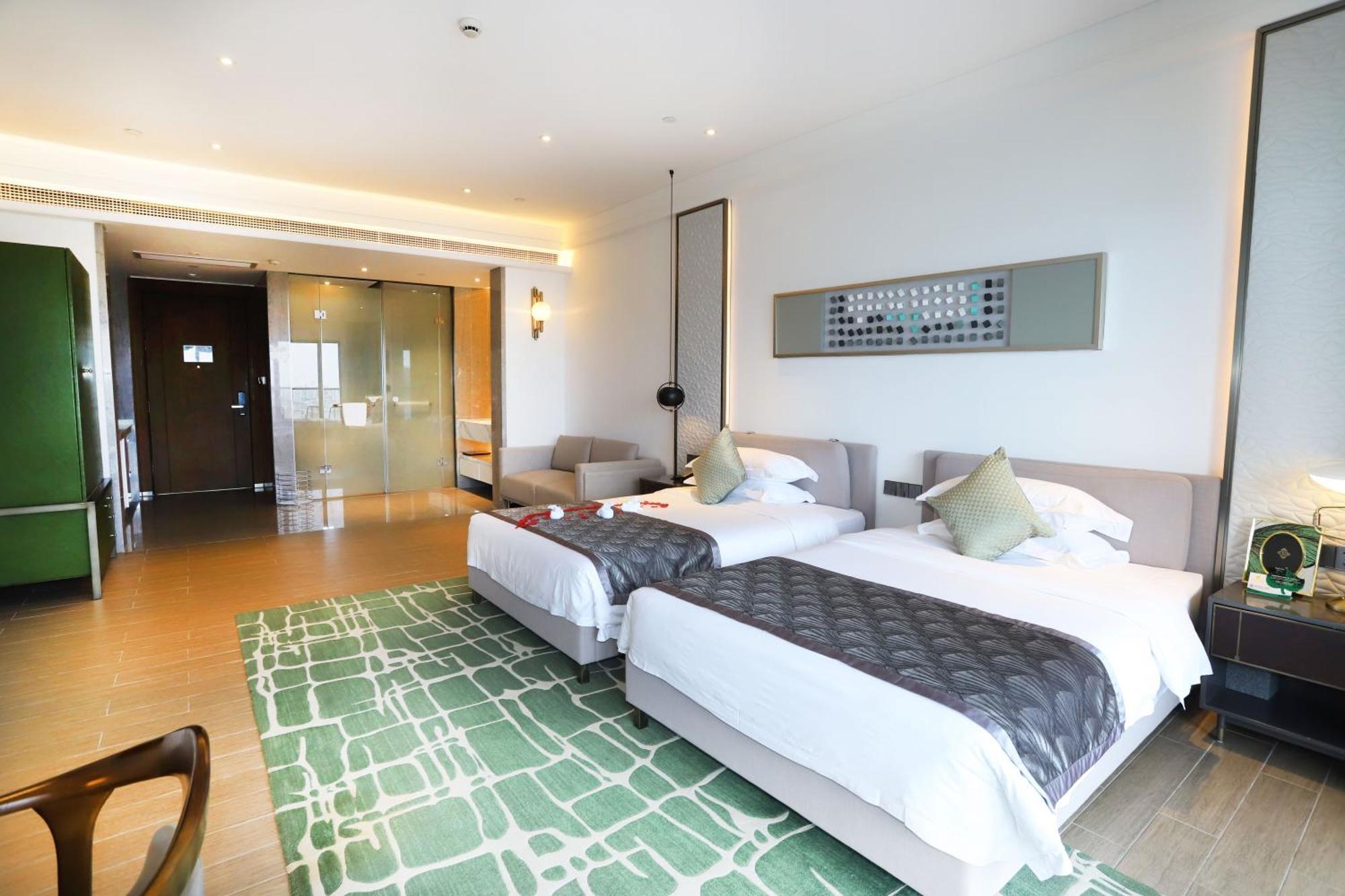 Rock Platinum Sea View Hotel 三亜市 エクステリア 写真