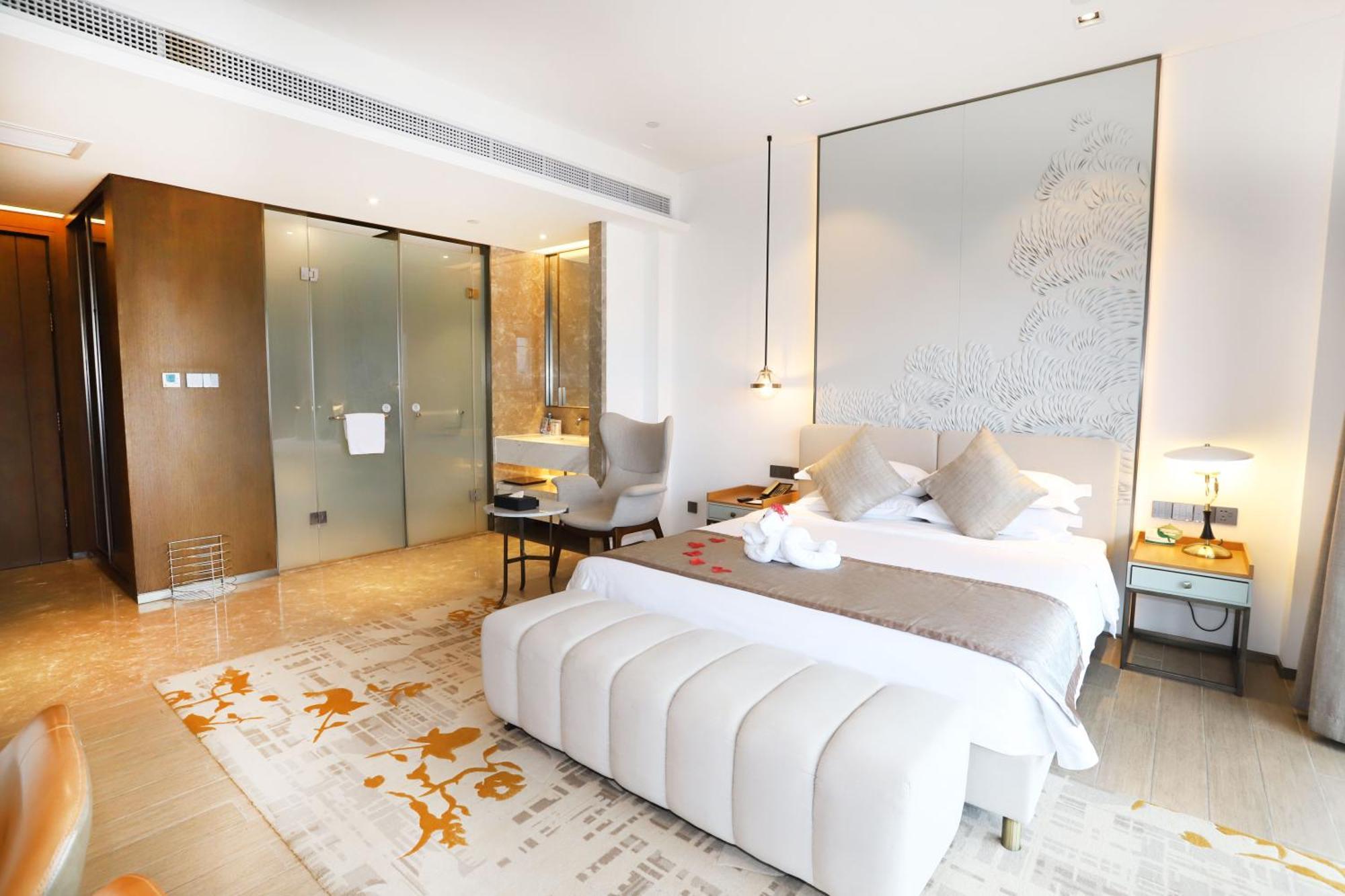 Rock Platinum Sea View Hotel 三亜市 エクステリア 写真
