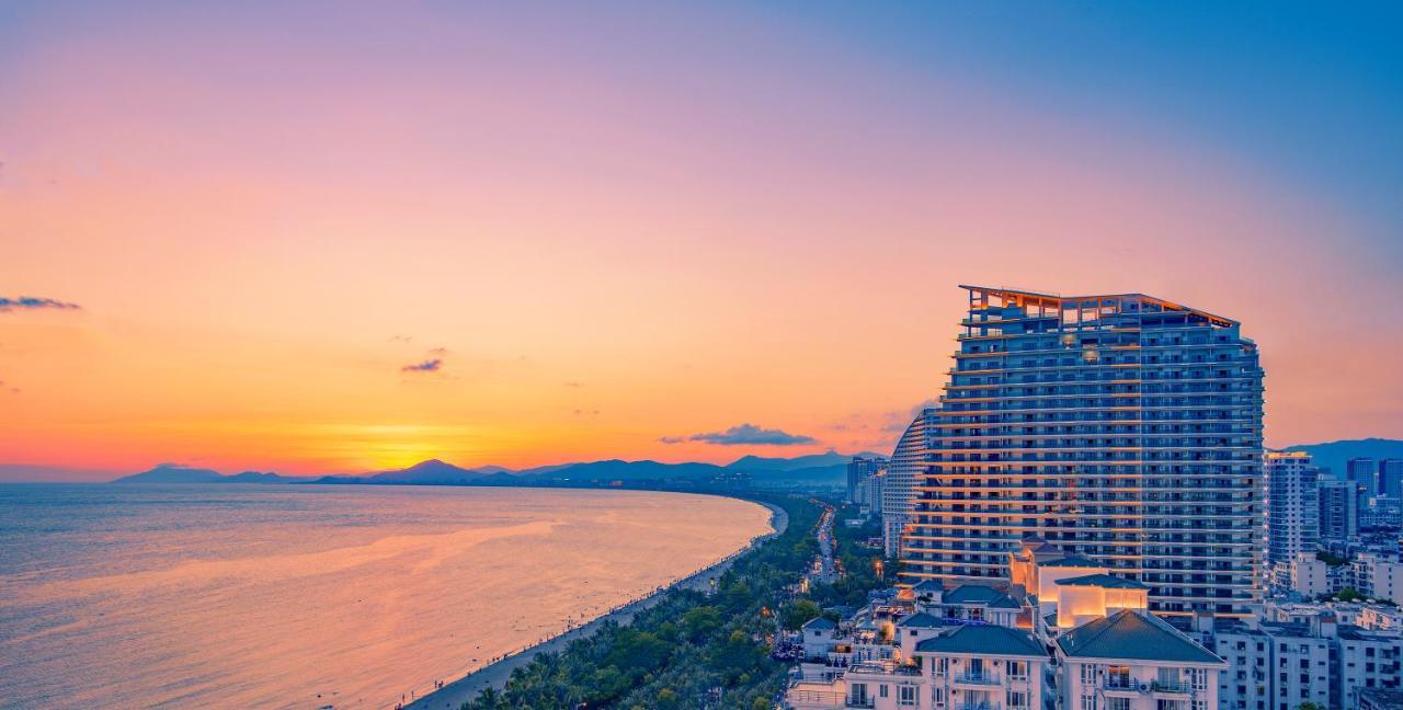 Rock Platinum Sea View Hotel 三亜市 エクステリア 写真